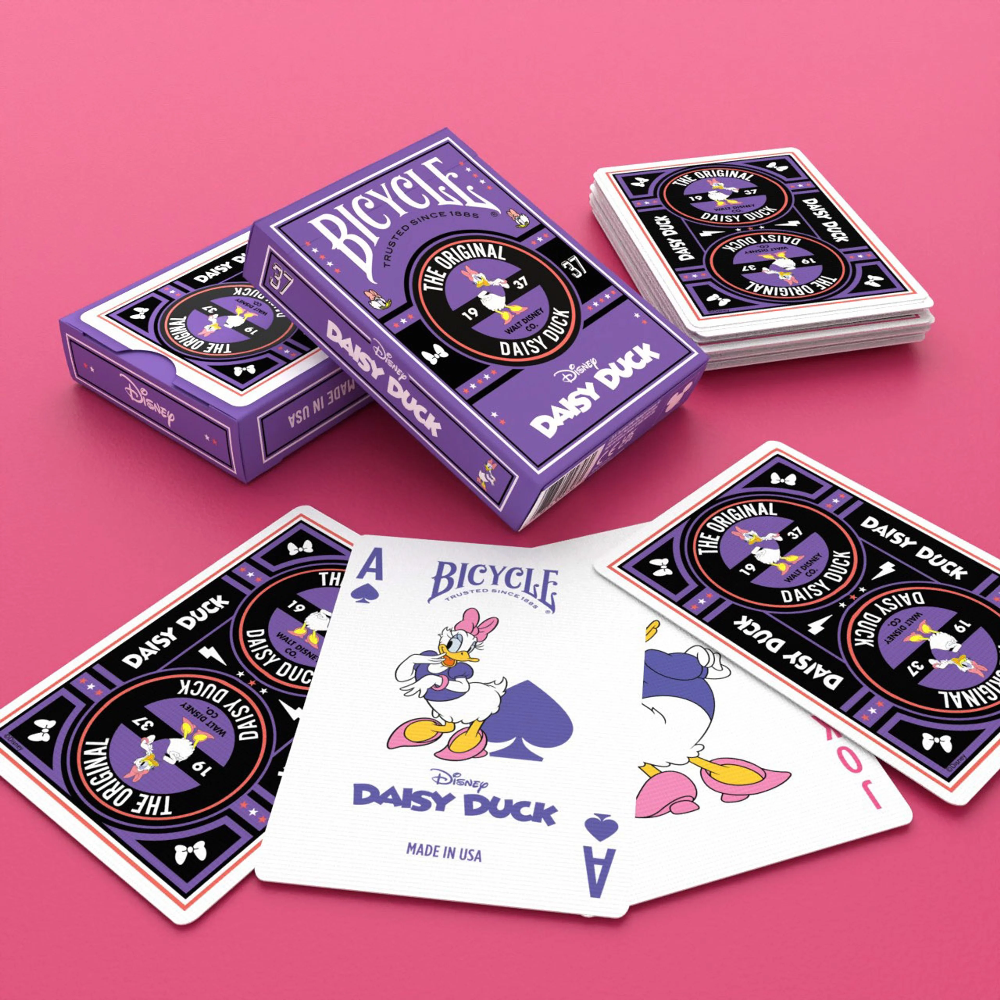 Bicycle® Disney Daisy Duck Playing Cards - Image 3